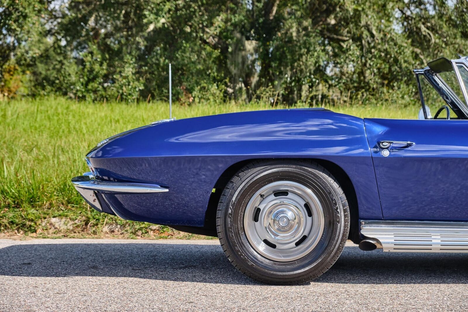 1963 Chevrolet Corvette 427 Roadster - Image 18