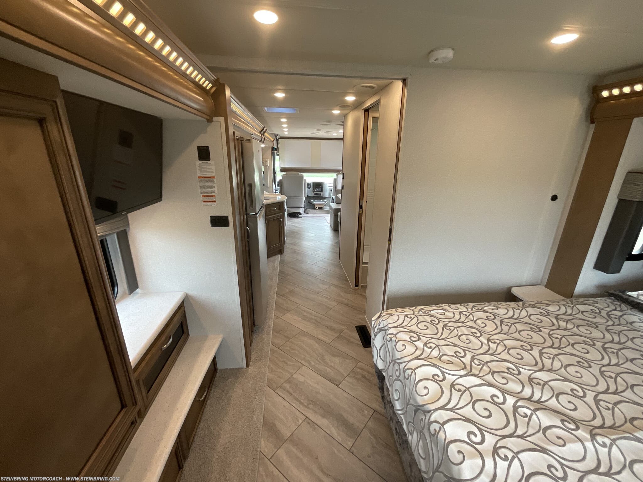 2022 Newmar Bay Star 3014 - Image 29