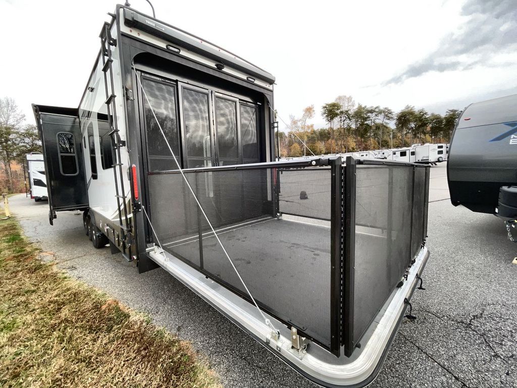 2021 Jayco Seismic 4113 - Image 19