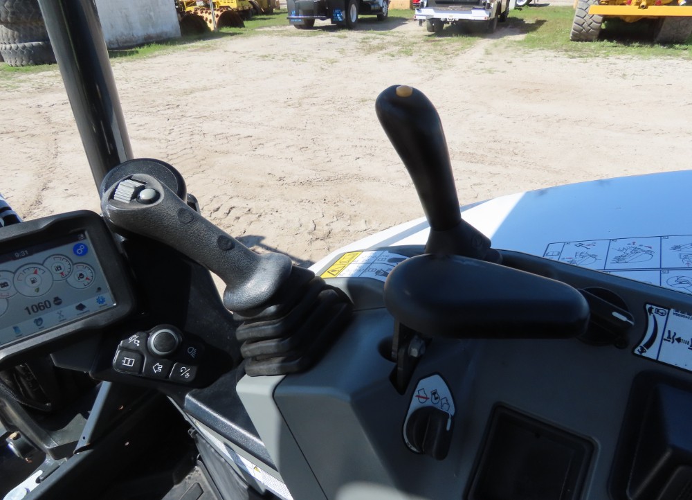 2020 Bobcat E42 Mini Excavator Rubber Tracks Backhoe Aux Hyd Blade - Image 5