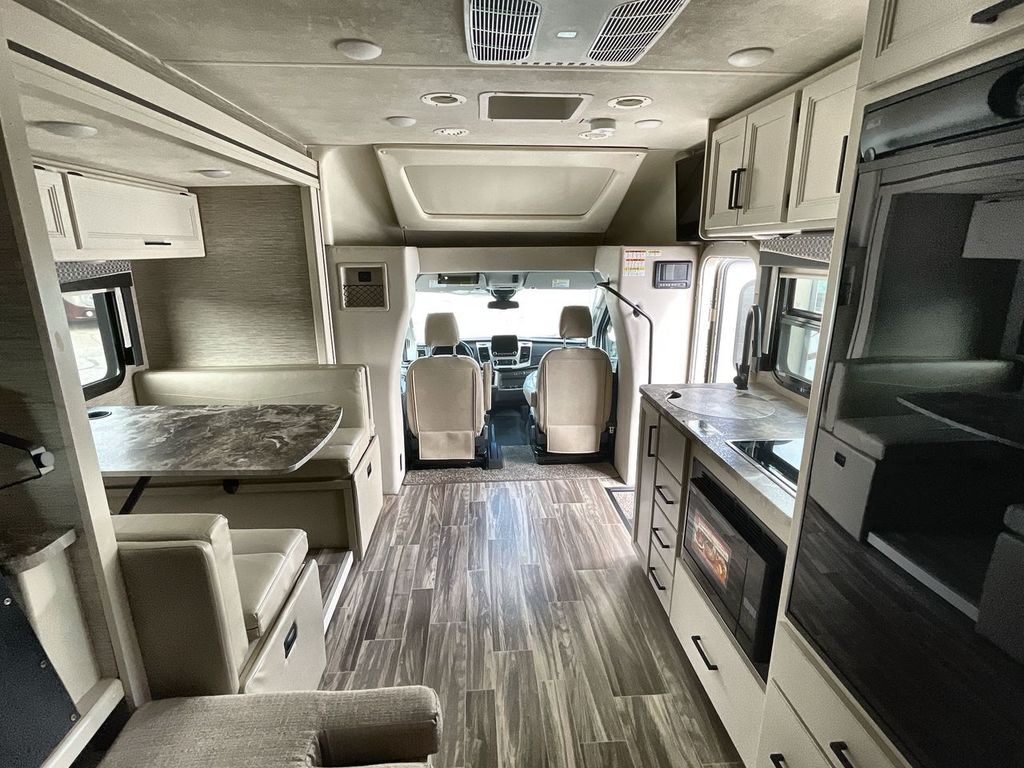 2022 Thor Motor Coach 23TW - Image 2
