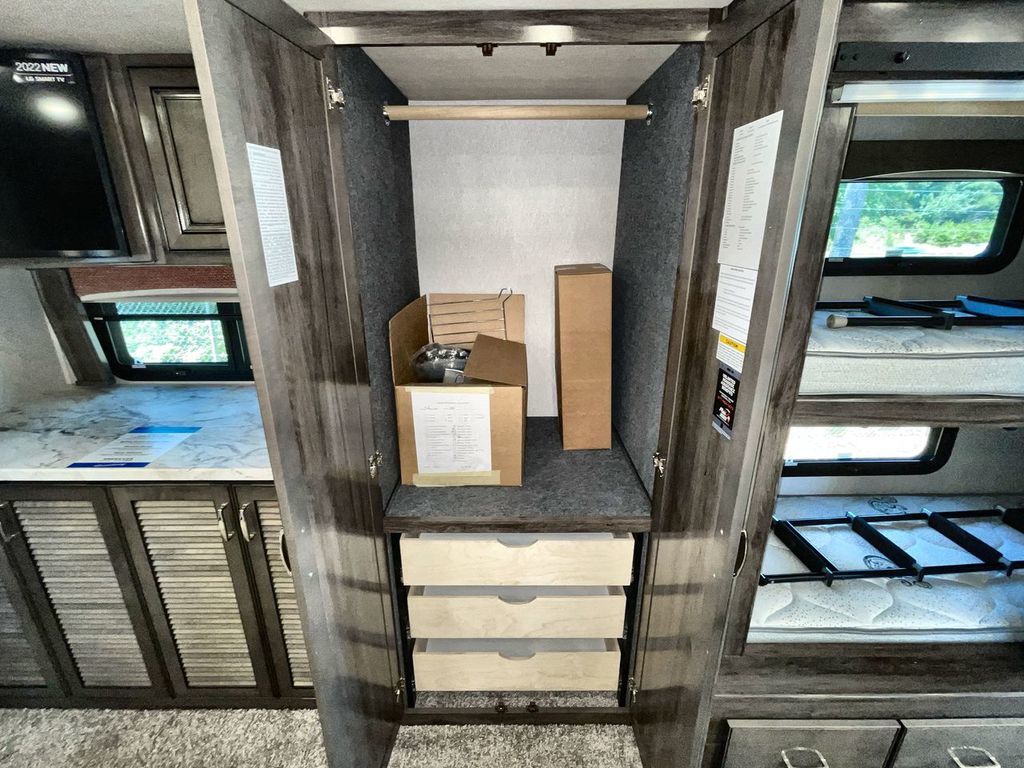 2022 Holiday Rambler Endeavor 38N - Image 32