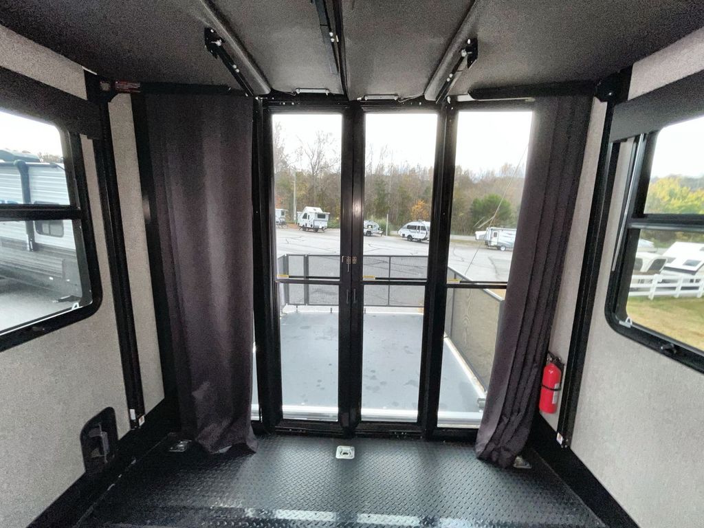 2021 Jayco Seismic 4113 - Image 22