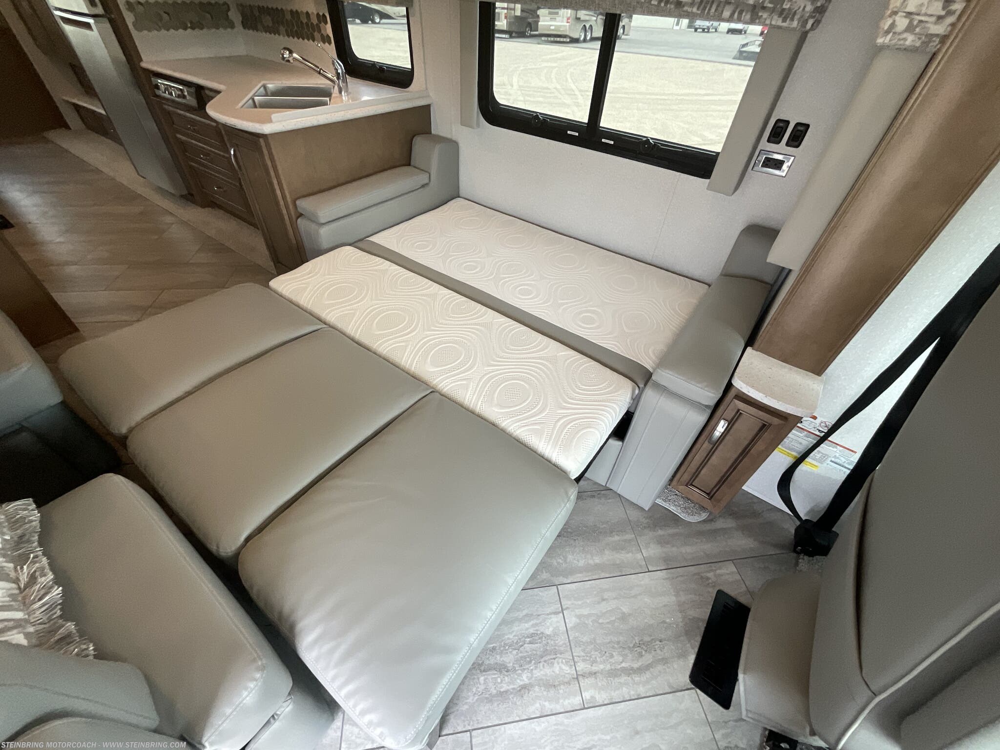 2022 Newmar Bay Star 3014 - Image 33