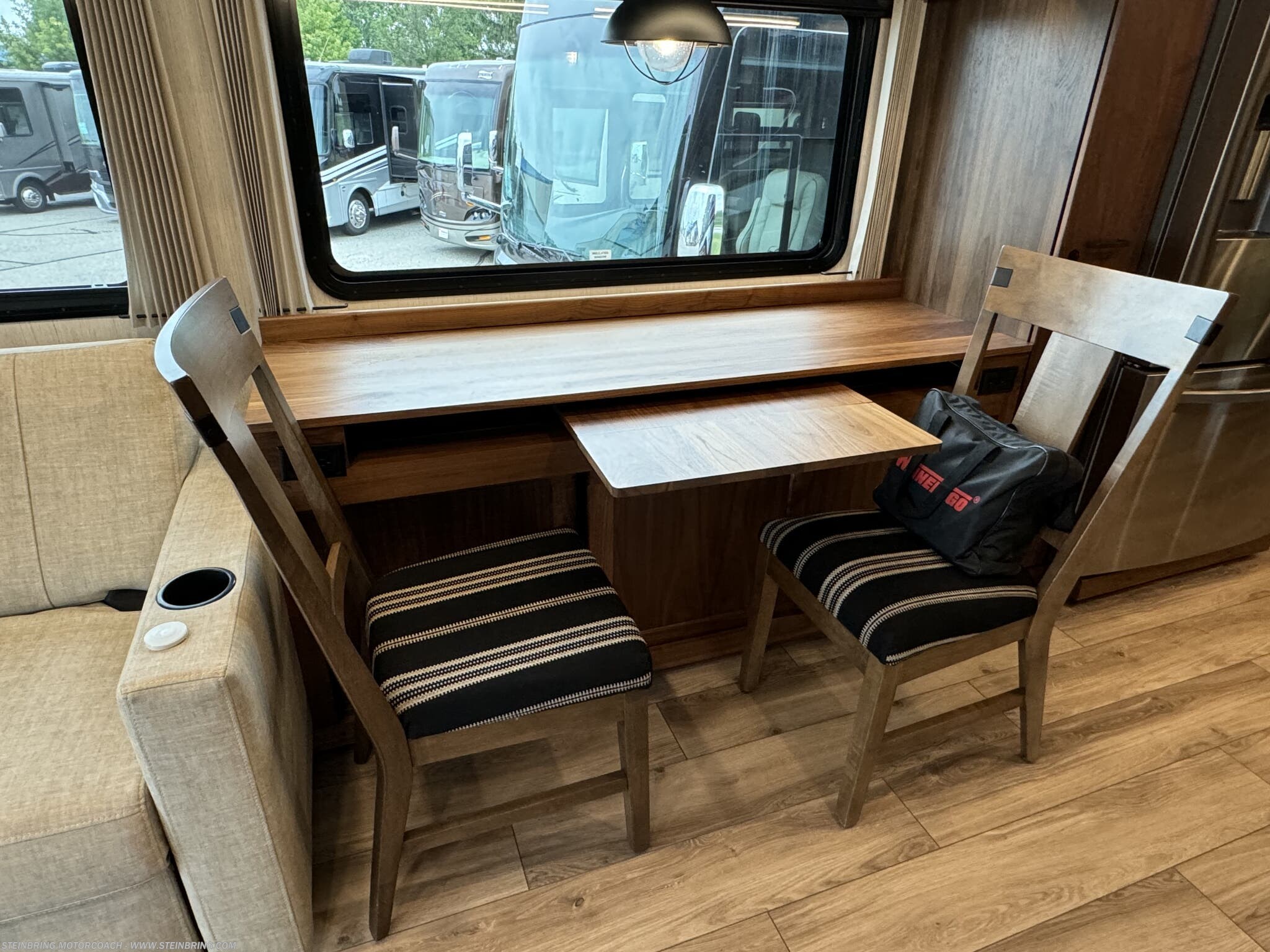 2022 Winnebago Journey 34N - Image 33