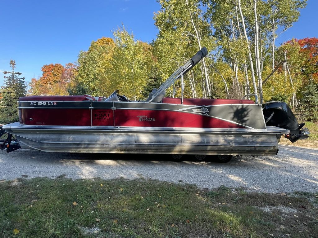 2021 Tahoe Pontoons Cascade Quad Lounger 25' - Image 3