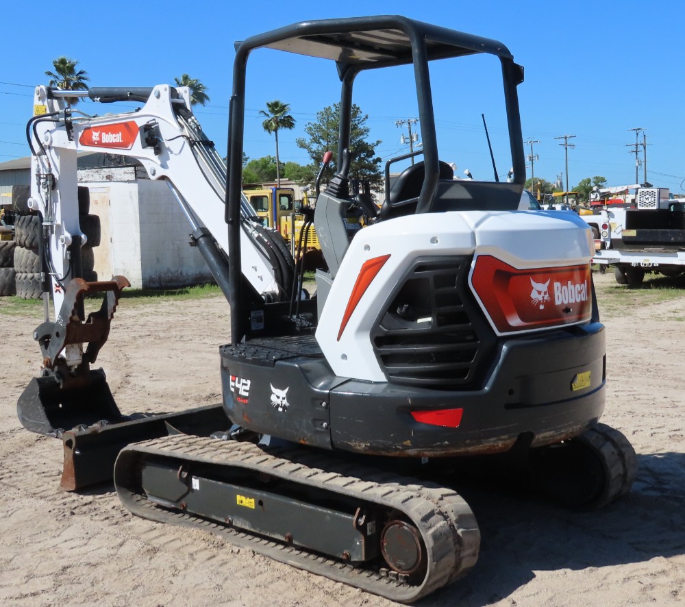2020 Bobcat E42 Mini Excavator Rubber Tracks Backhoe Aux Hyd Blade - Image 28
