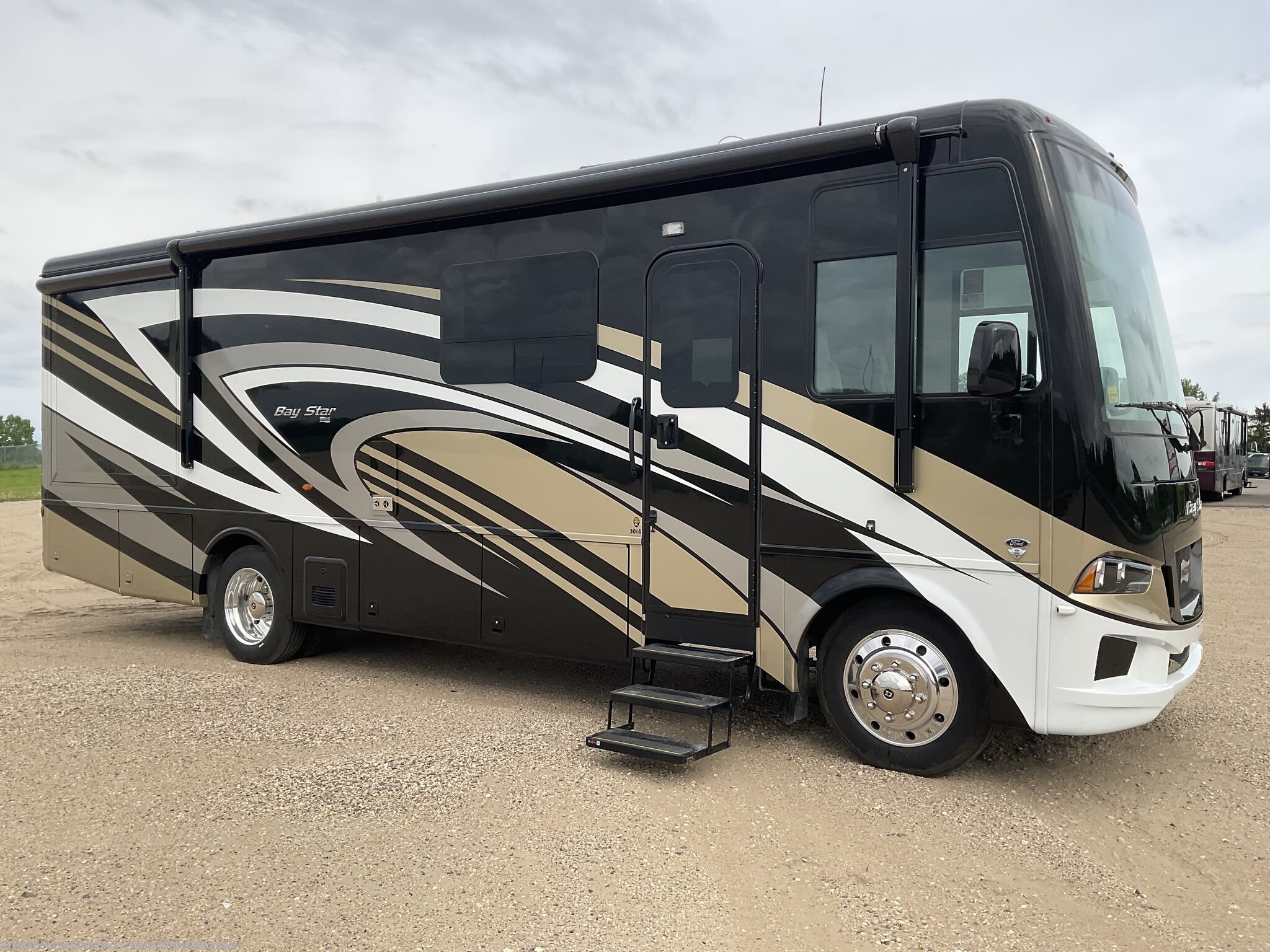 2022 Newmar Bay Star 3014 - Image 7