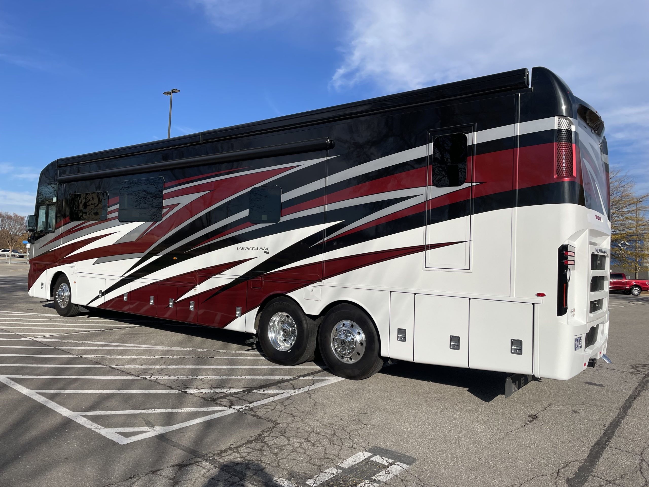 2021 Newmar VENTANA 4369 - Image 9