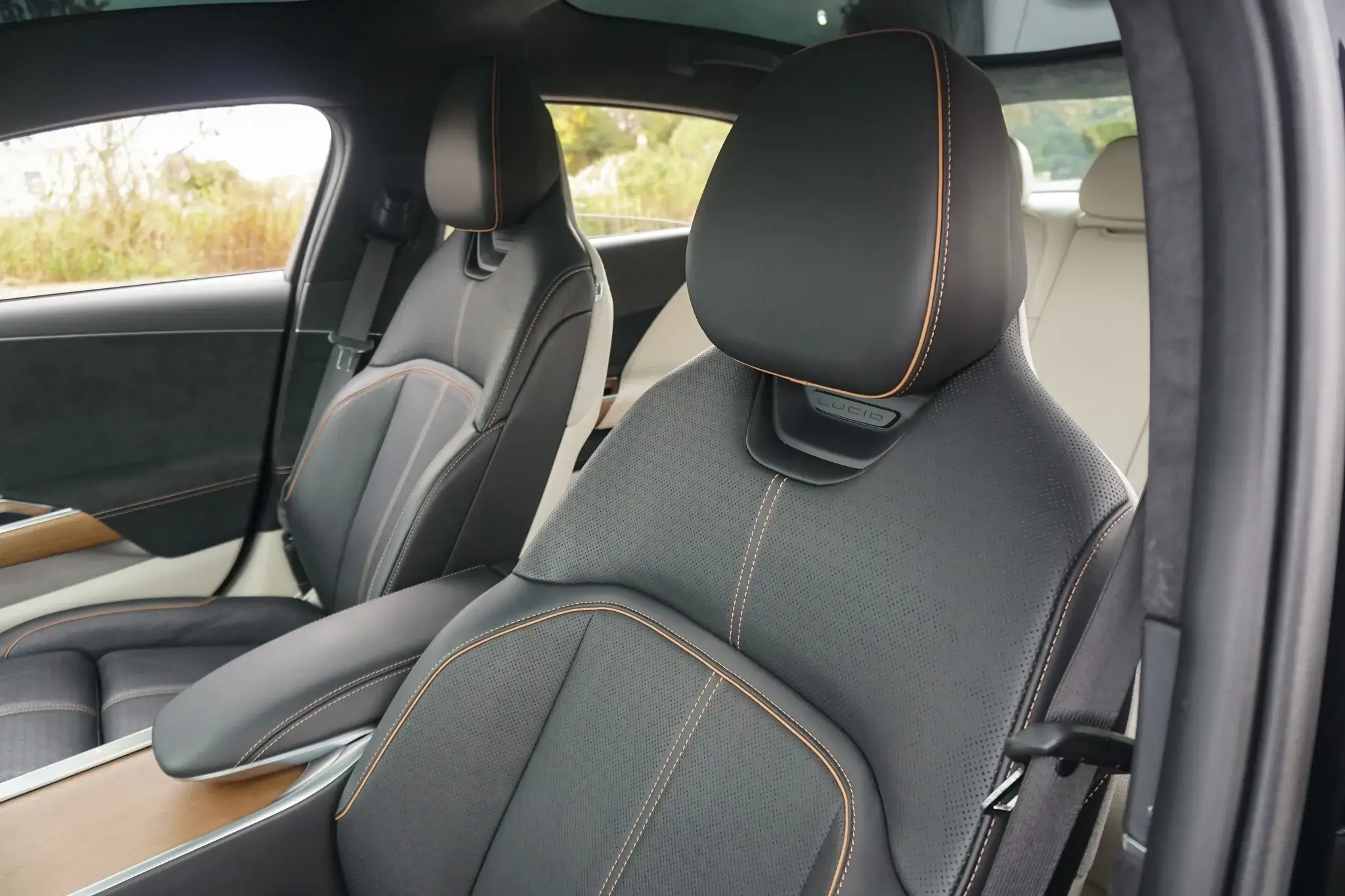 2022 Lucid Air Grand Touring - Image 3