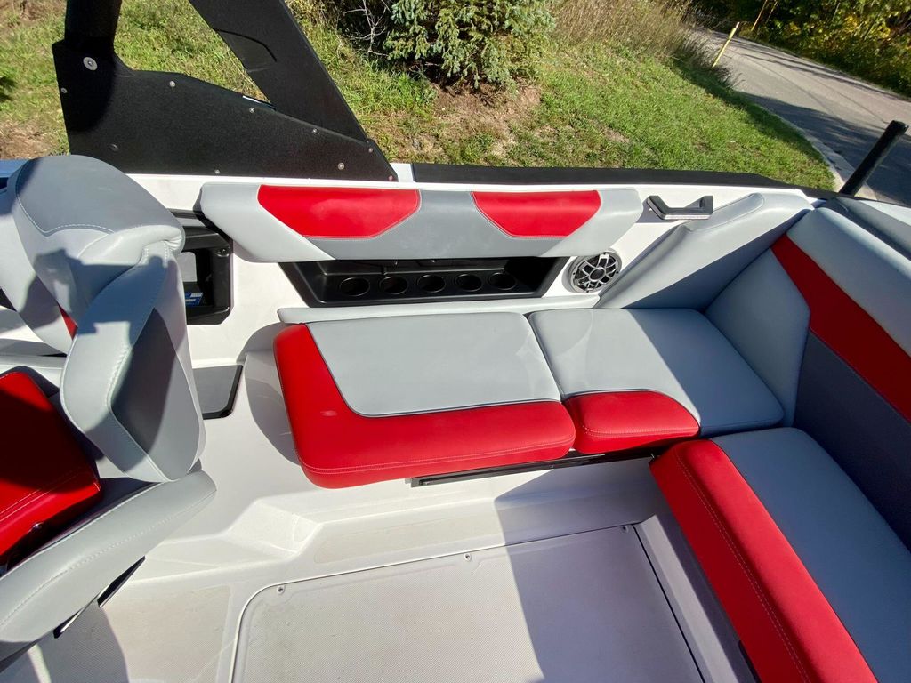 2022 Axis Wake Research A22 - Image 11