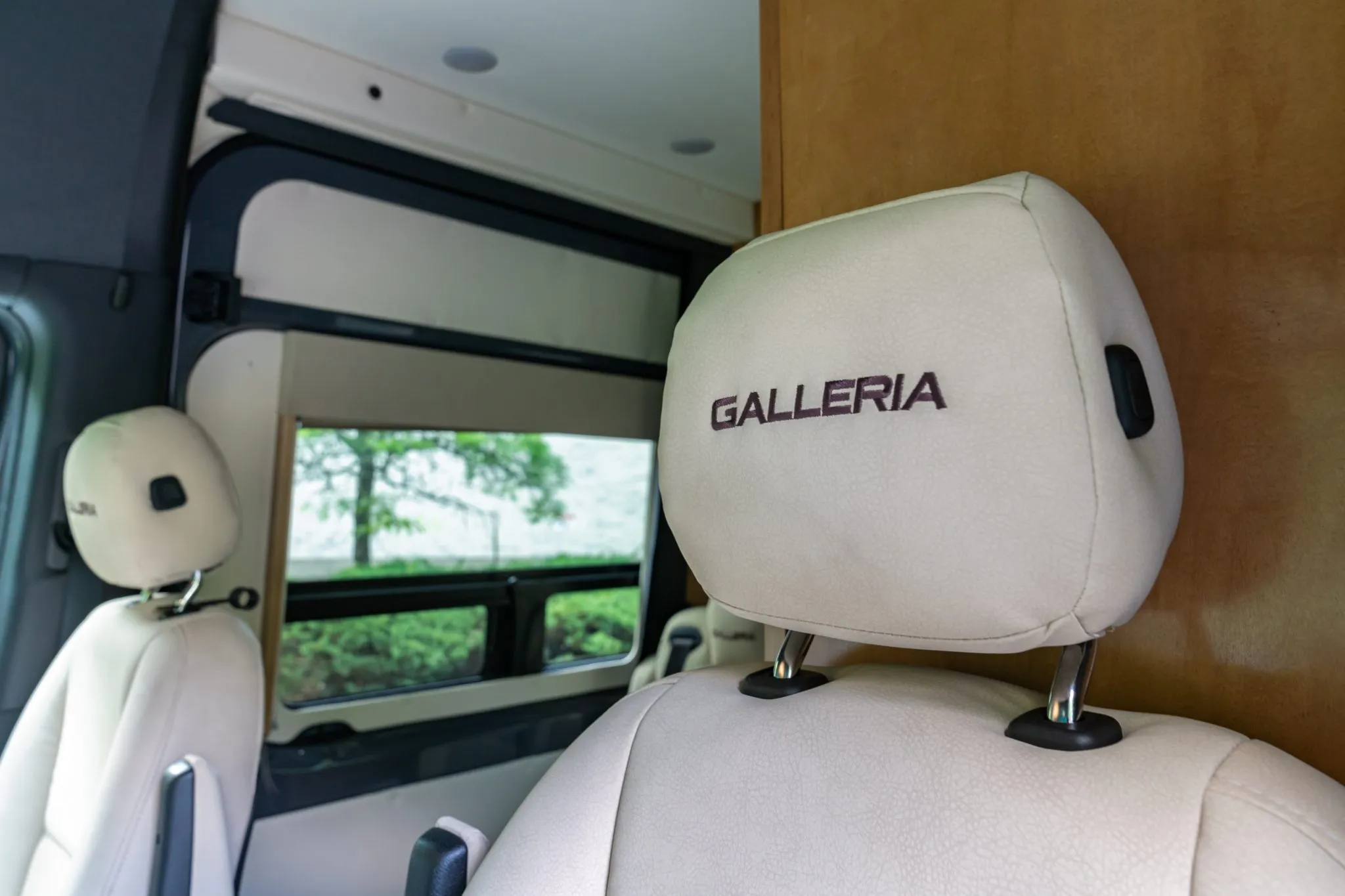 2021 Coachmen Galleria 24T - Image 38