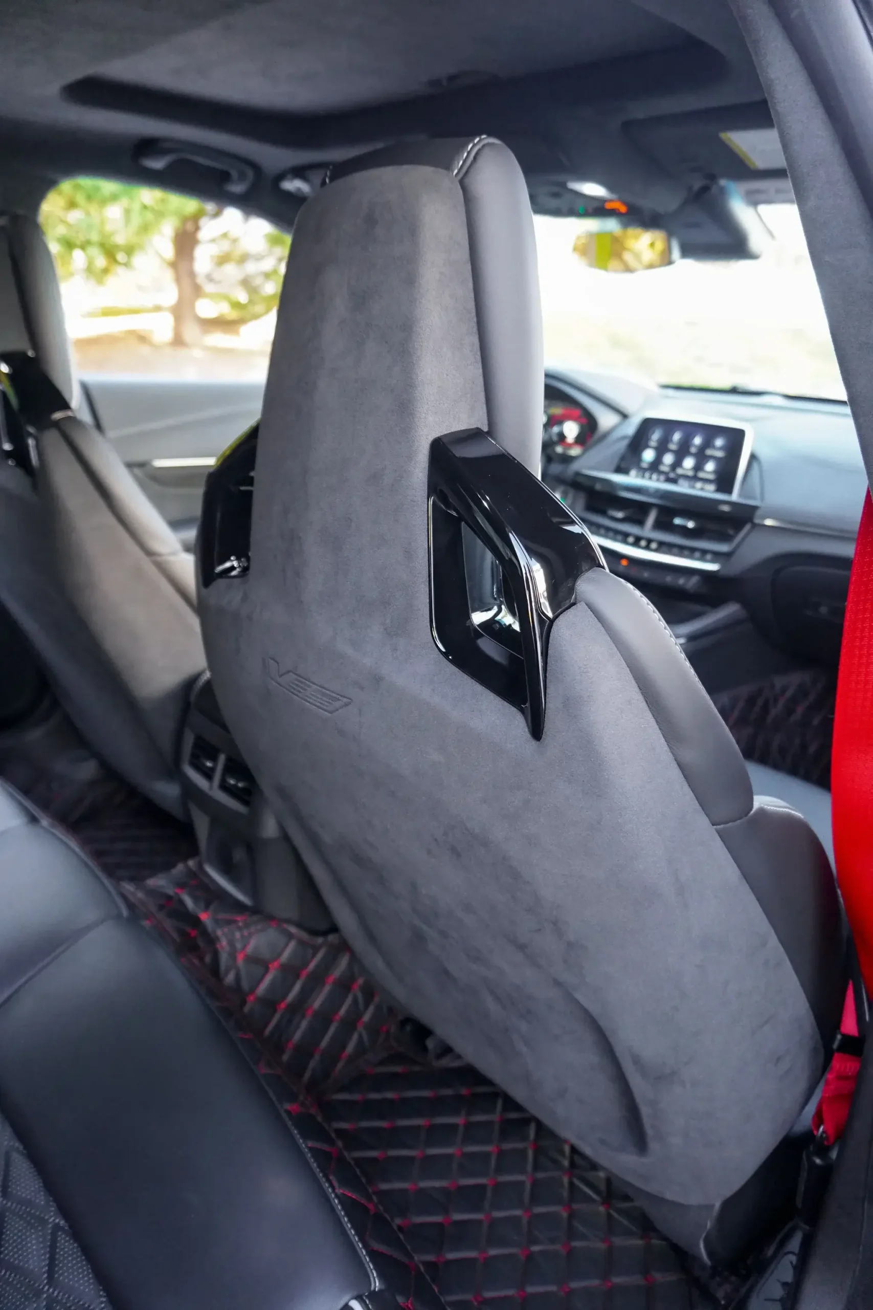 2023 Cadillac CT4-V Blackwing - Image 8