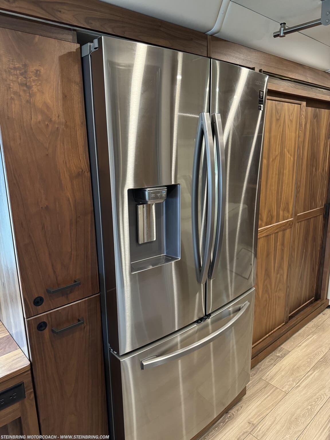 2022 Winnebago Journey 34N - Image 37