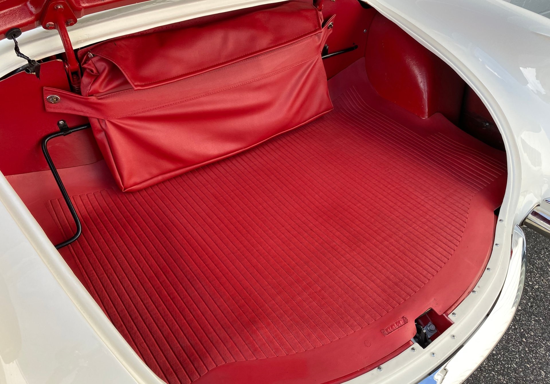 1954 Chevrolet Corvette Roadster - Image 26