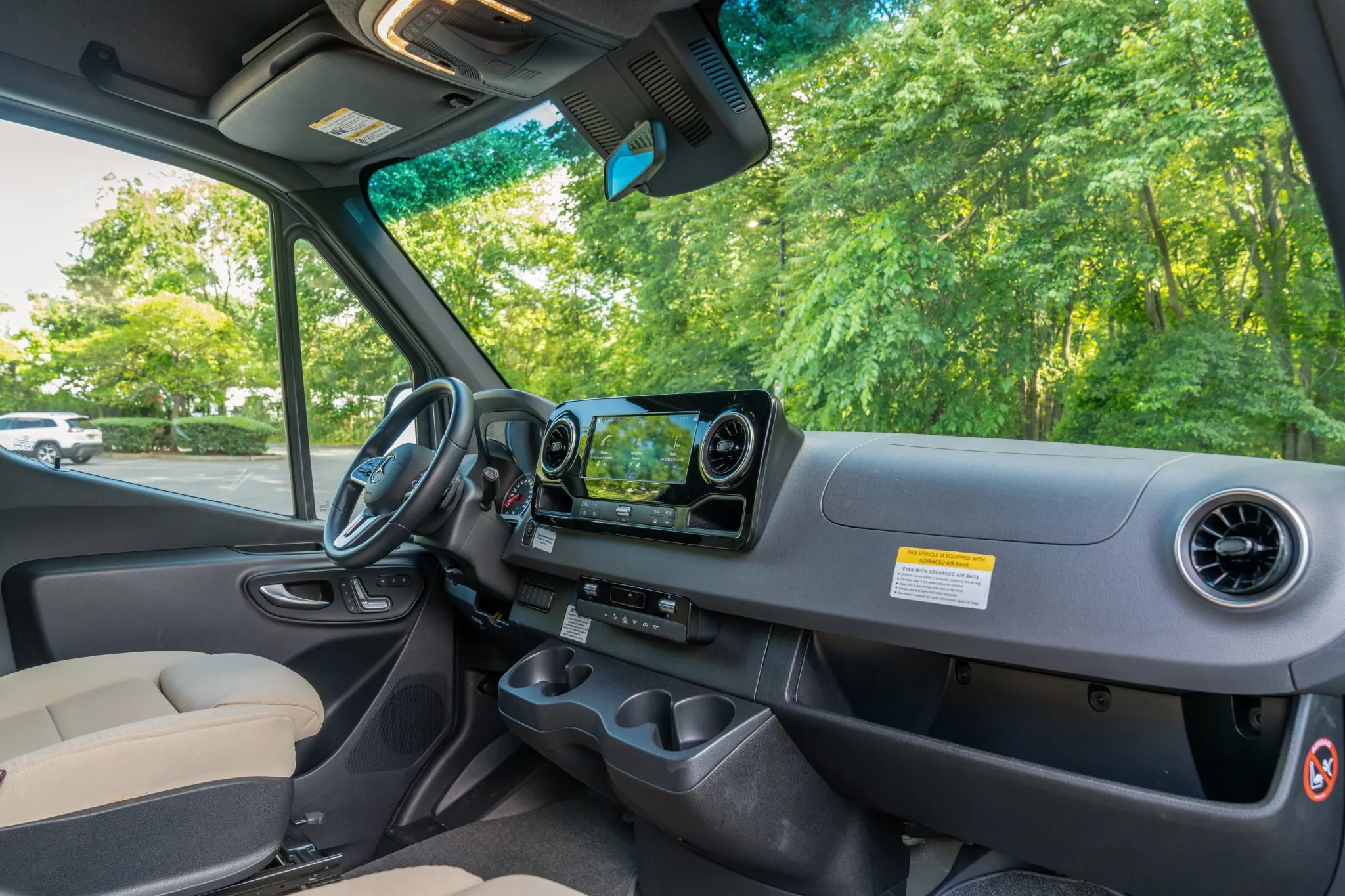 2021 Coachmen Galleria 24T - Image 42