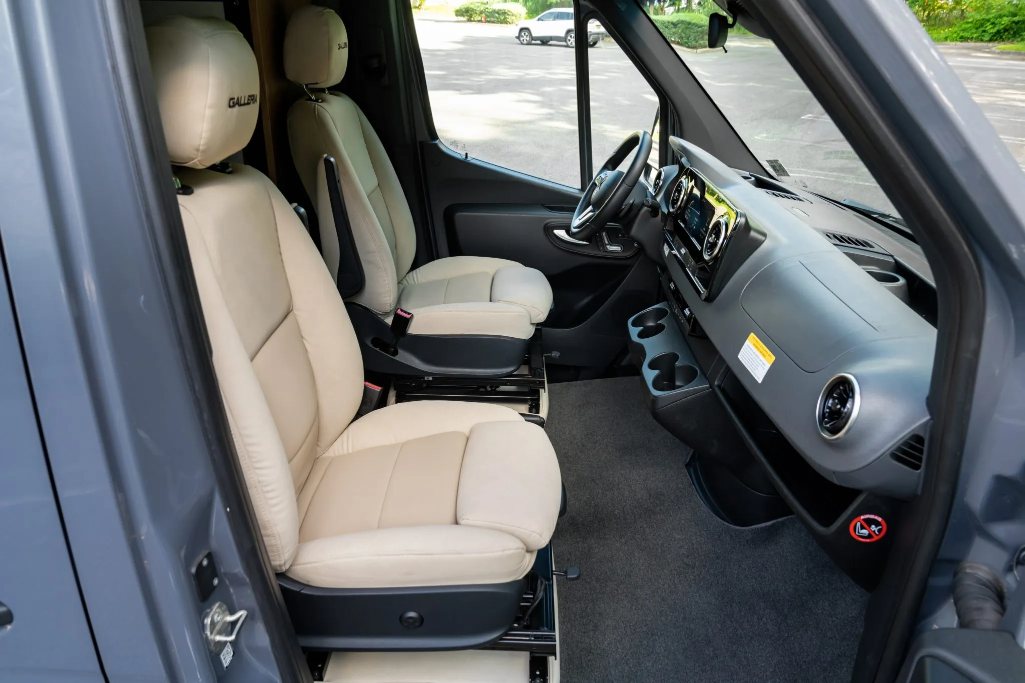 2021 Coachmen Galleria 24T - Image 43