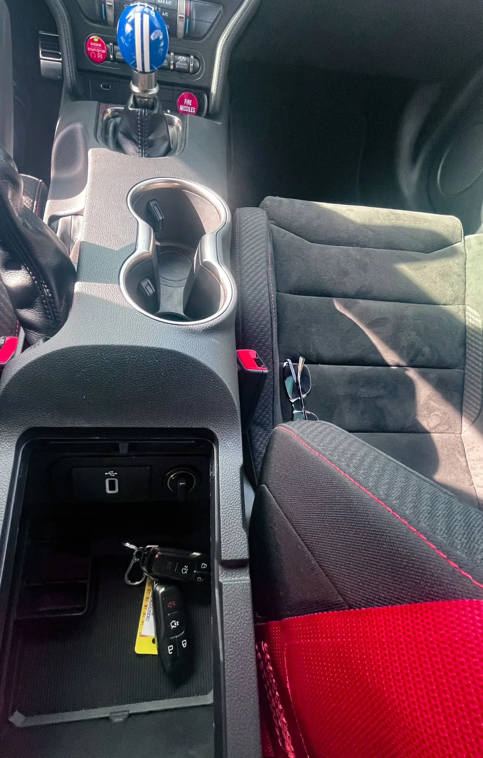 2016 Ford Mustang Shelby GT350R - Image 9