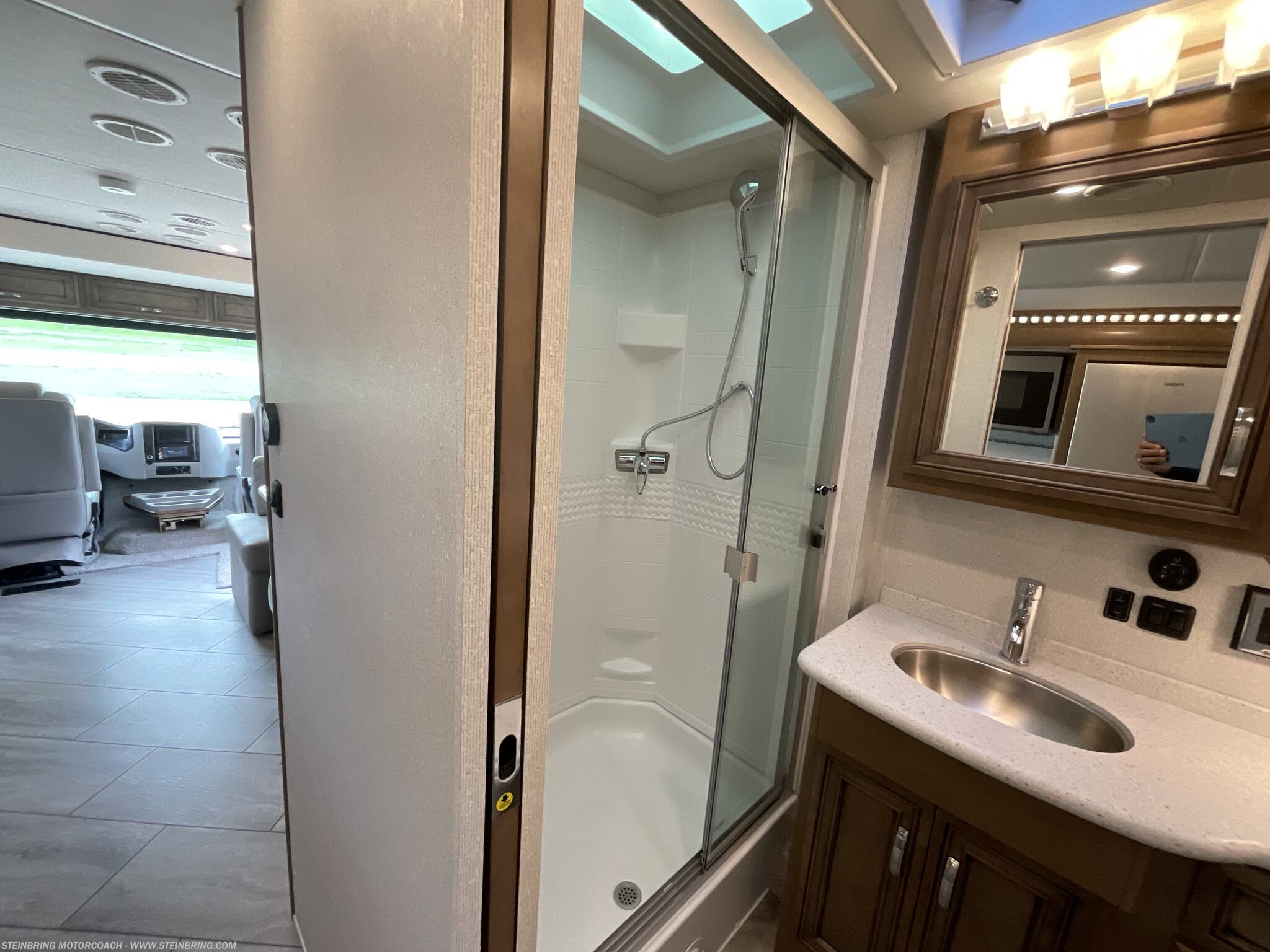 2022 Newmar Bay Star 3014 - Image 41