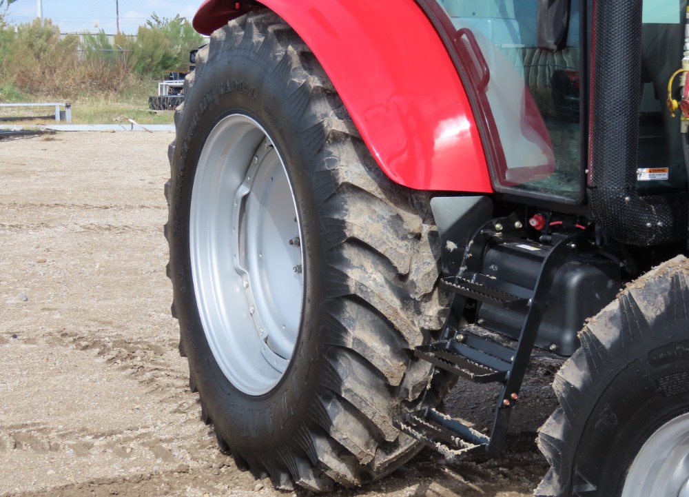 2018 Mahindra 9125P 4WD Front End Loader Utility Ag Farm Tractor - Image 15
