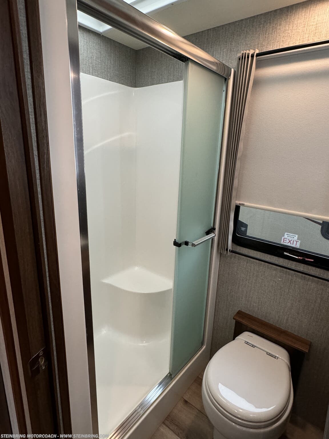 2022 Winnebago Journey 34N - Image 43