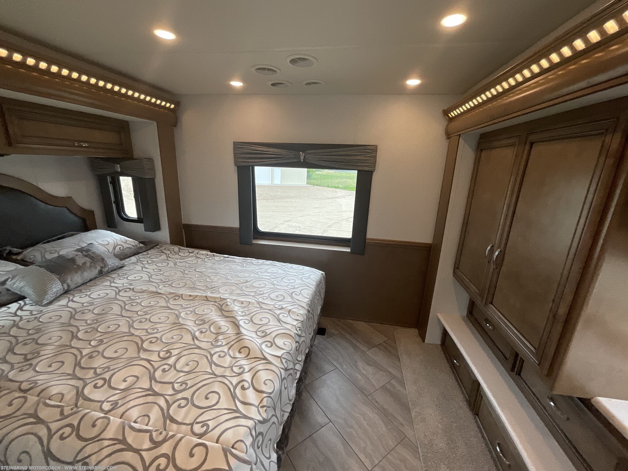 2022 Newmar Bay Star 3014 - Image 44