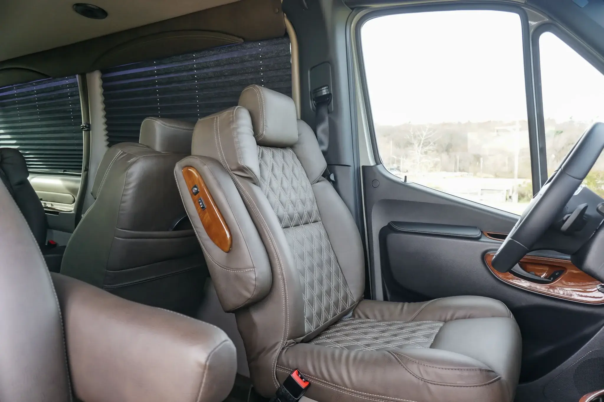 2022 Mercedes-Benz Sprinter 2500 4x4 Explorer Luxury Shuttle - Image 72