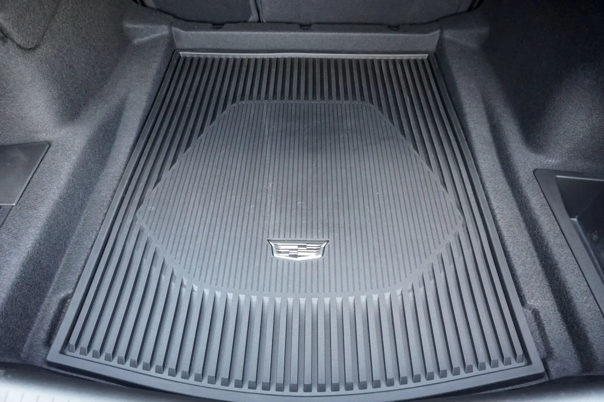 2023 Cadillac CT4-V Blackwing - Image 16