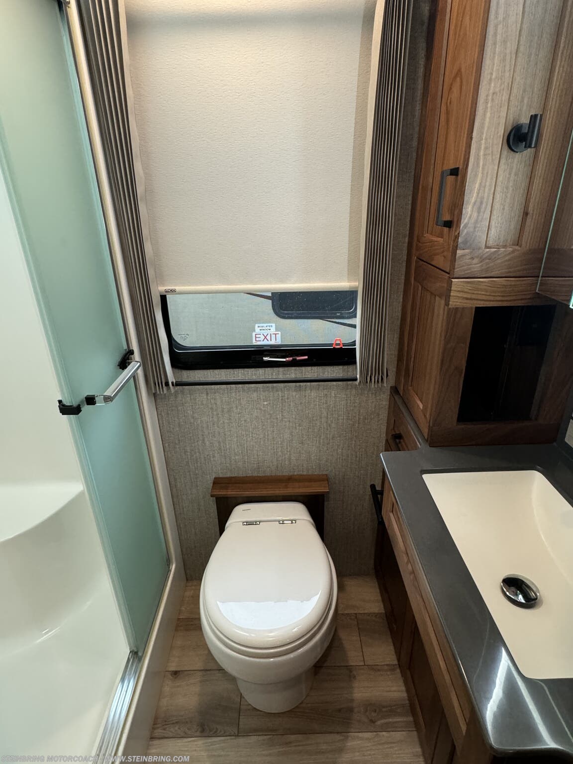 2022 Winnebago Journey 34N - Image 44