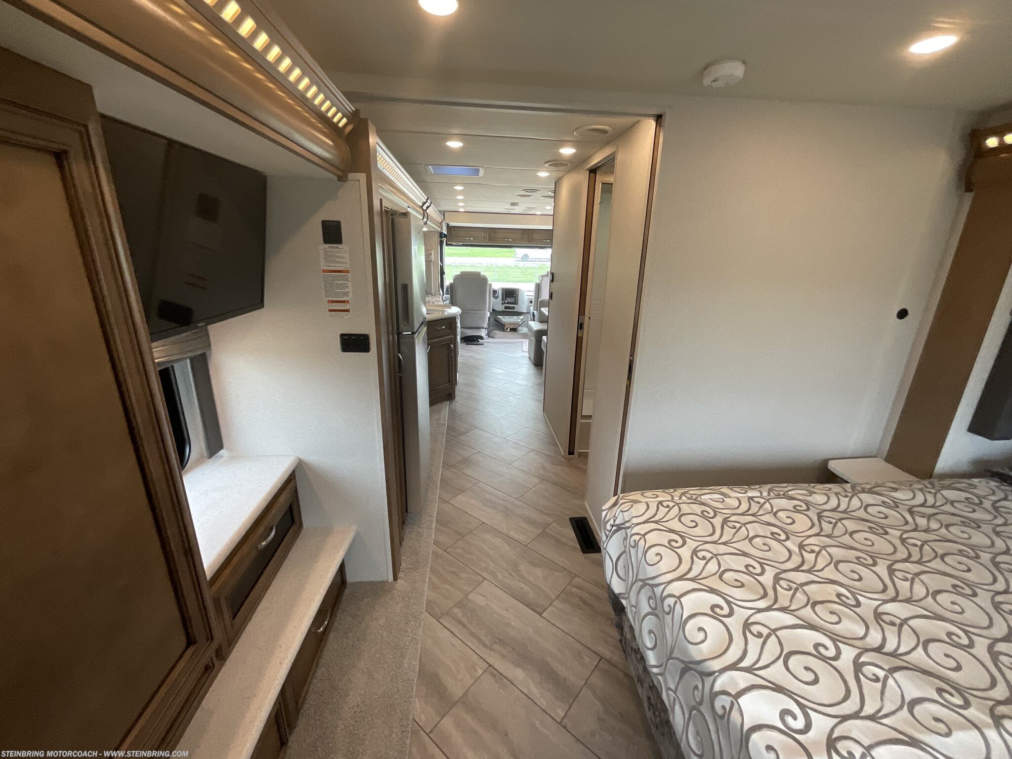 2022 Newmar Bay Star 3014 - Image 45