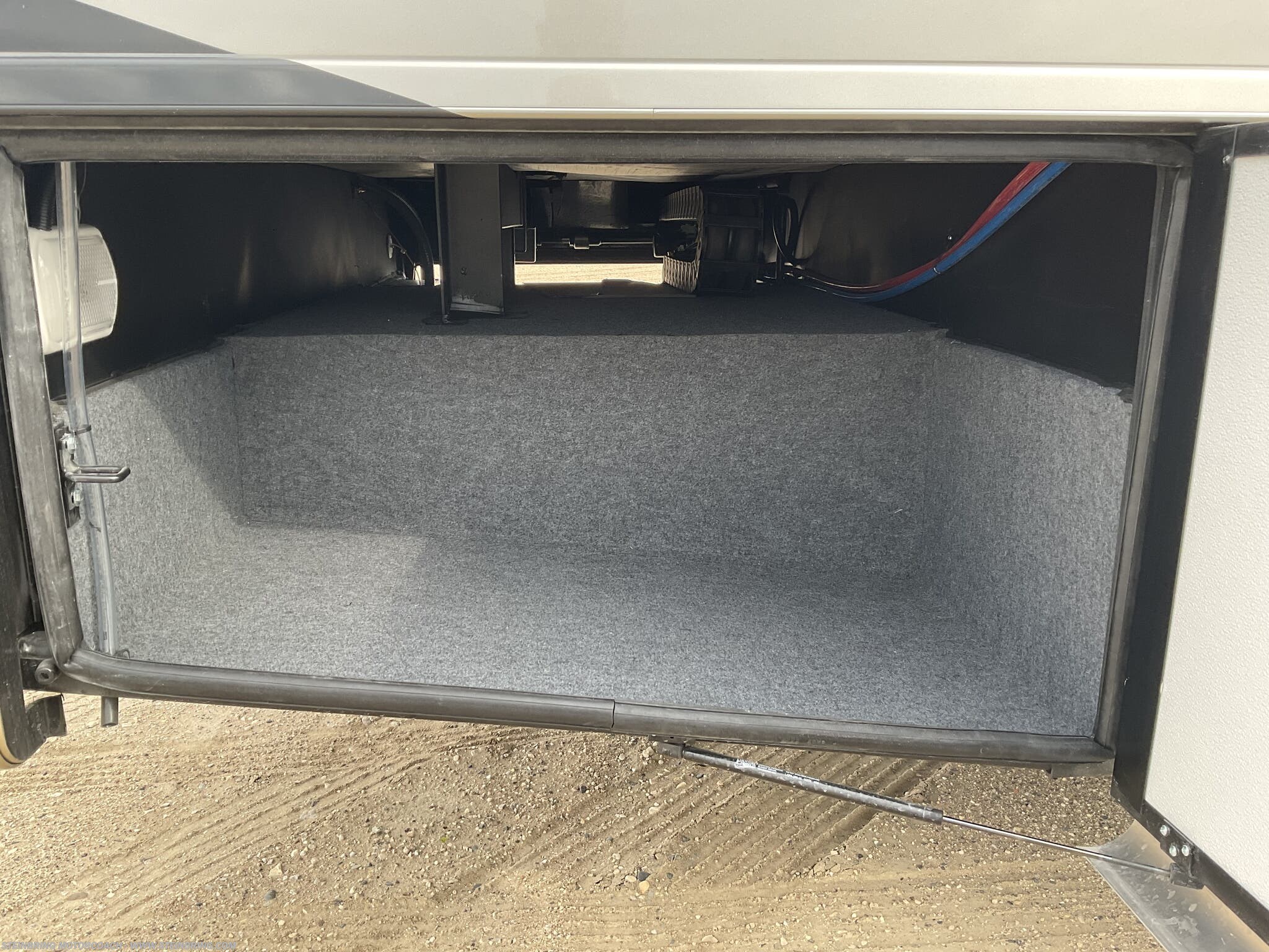 2022 Newmar Bay Star 3014 - Image 46