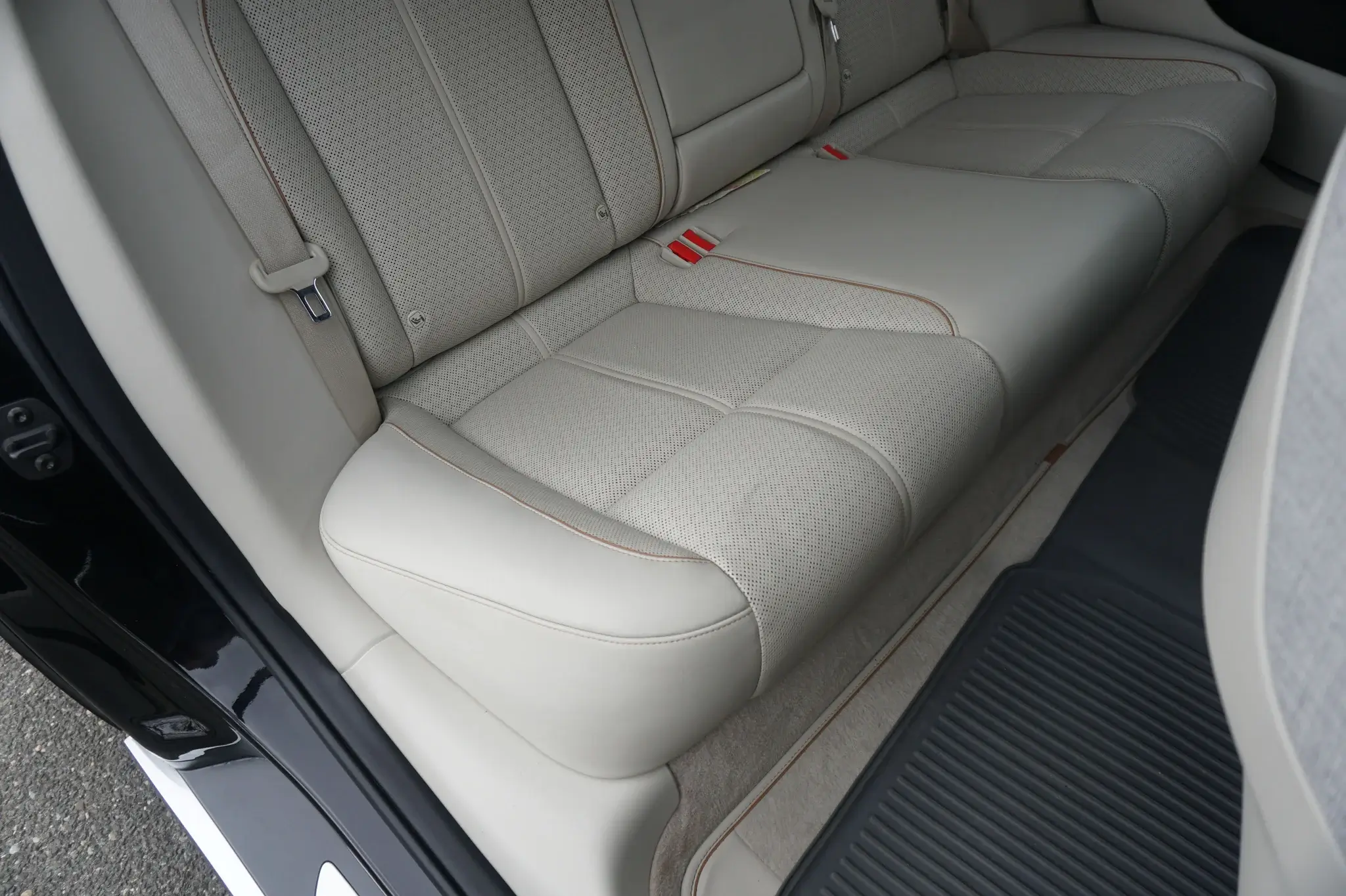 2022 Lucid Air Grand Touring - Image 15