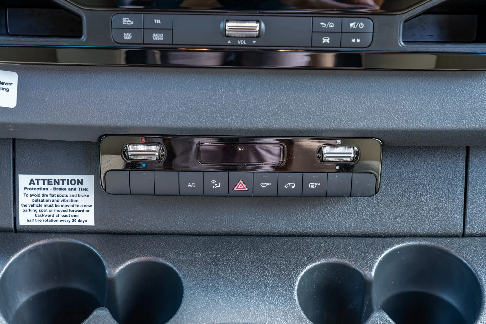 2021 Coachmen Galleria 24T - Image 51