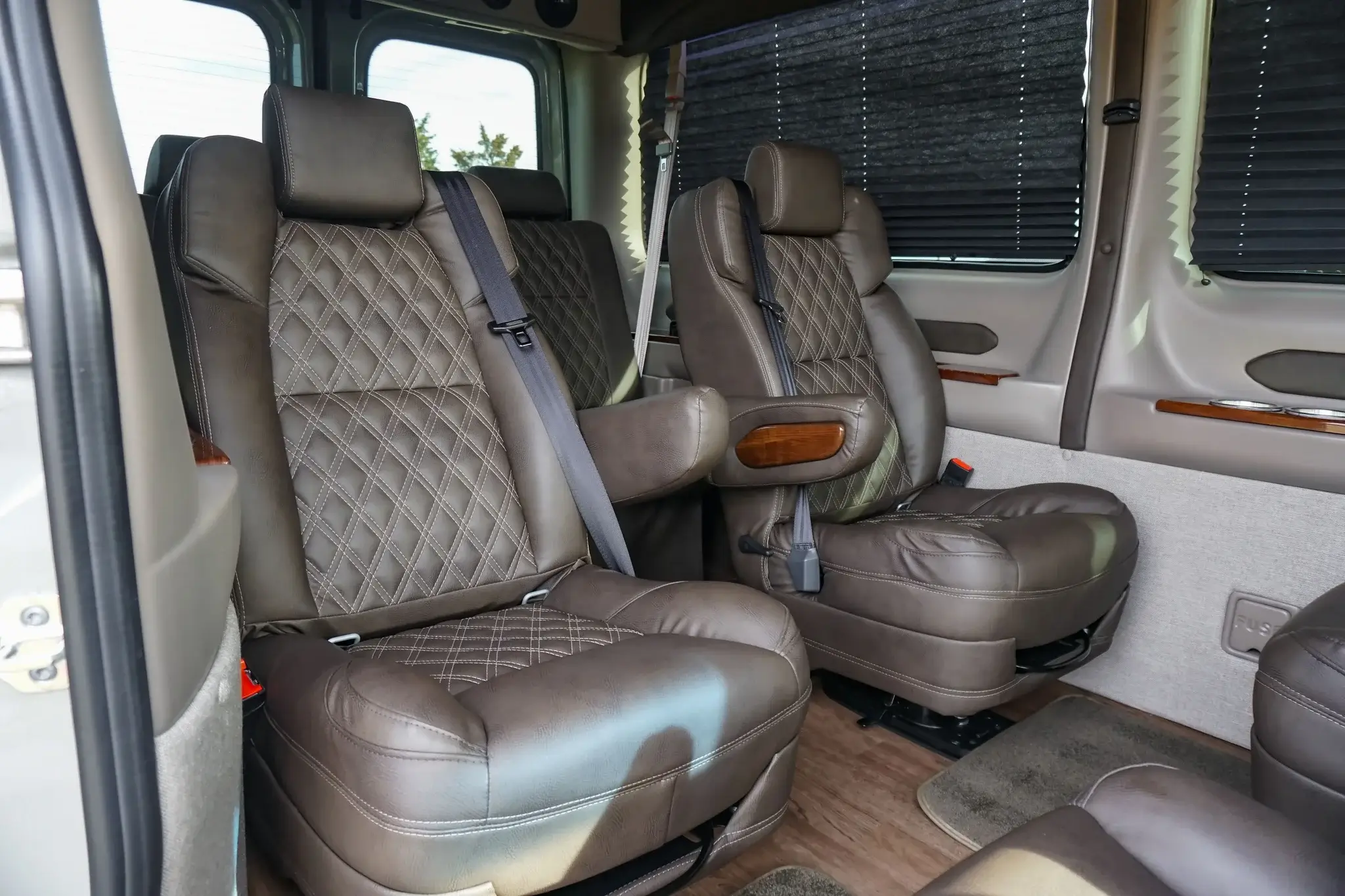 2022 Mercedes-Benz Sprinter 2500 4x4 Explorer Luxury Shuttle - Image 3