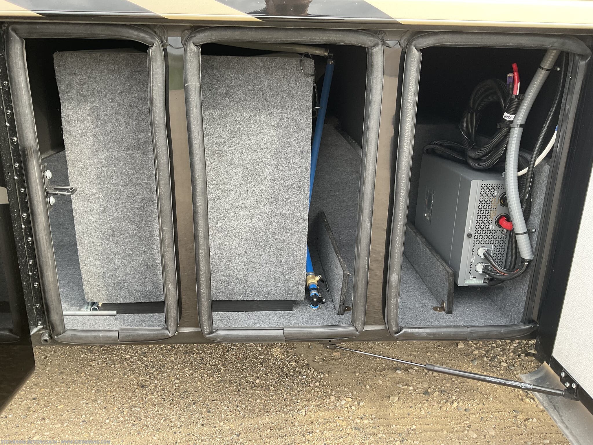 2022 Newmar Bay Star 3014 - Image 50