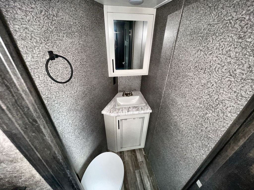 2021 Jayco Seismic 4113 - Image 41