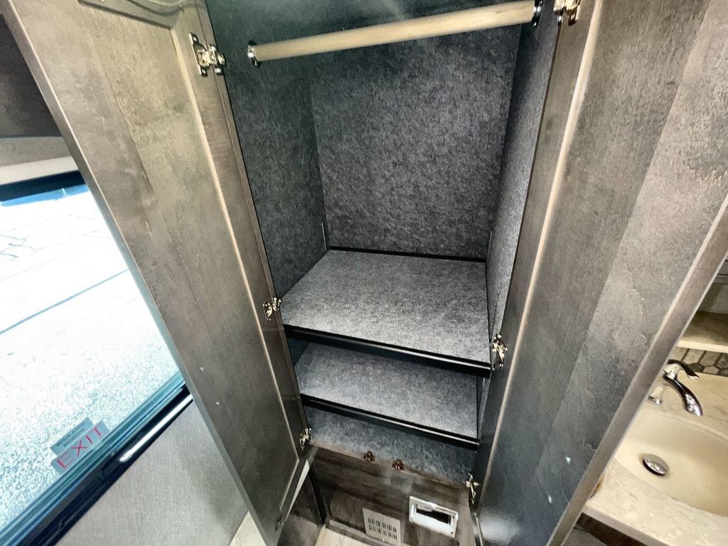 2022 Holiday Rambler Endeavor 38N - Image 51