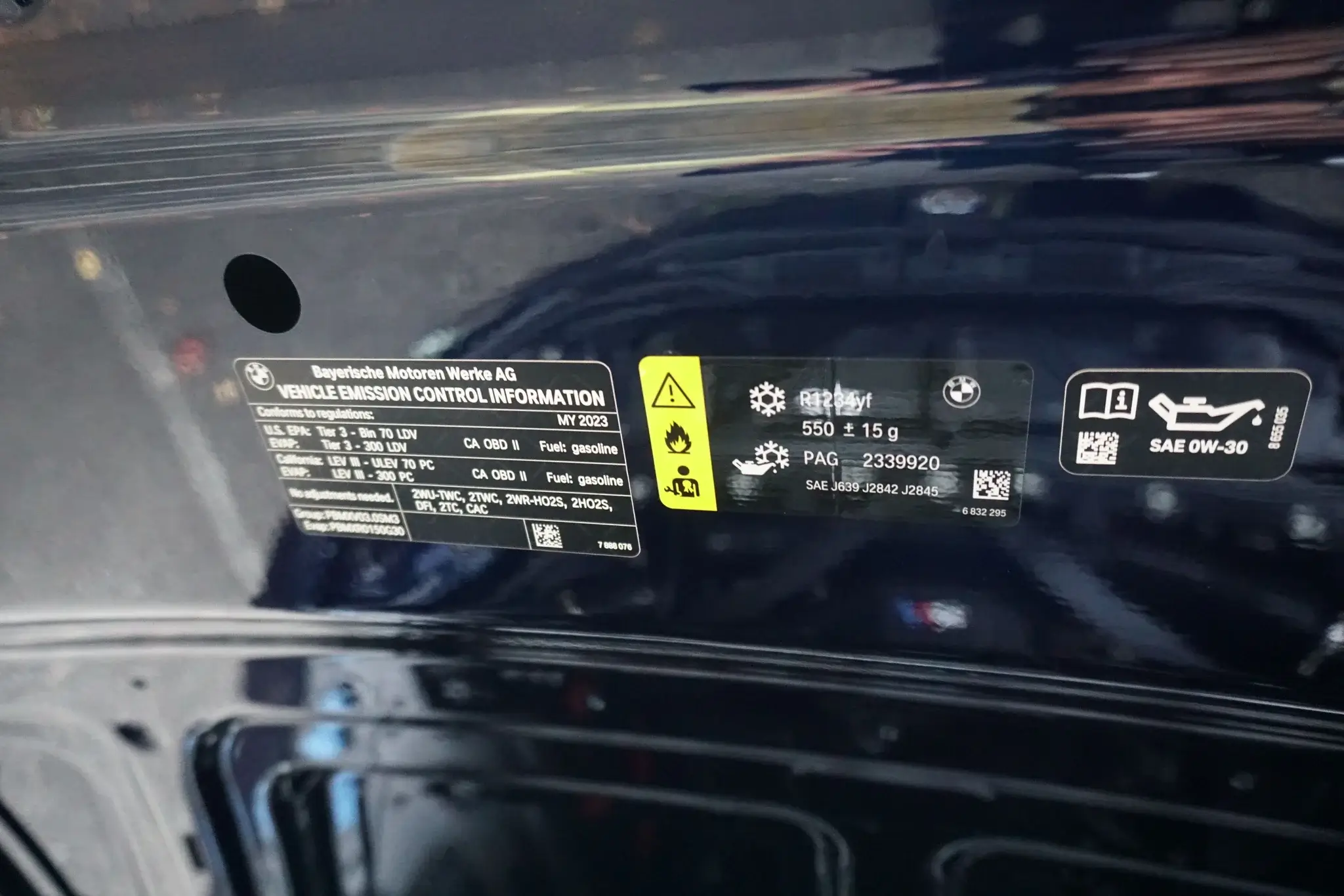 2023 BMW M4 Competition xDrive Coupe - Image 25