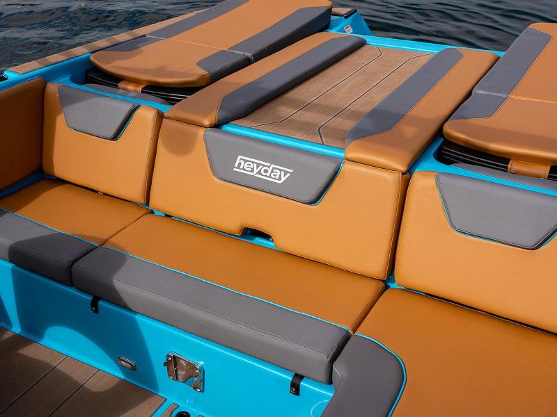 2022 Heyday Wake Boats WTSurf - Image 5