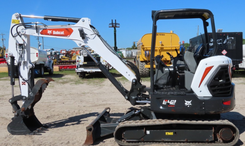 2020 Bobcat E42 Mini Excavator Rubber Tracks Backhoe Aux Hyd Blade - Image 30