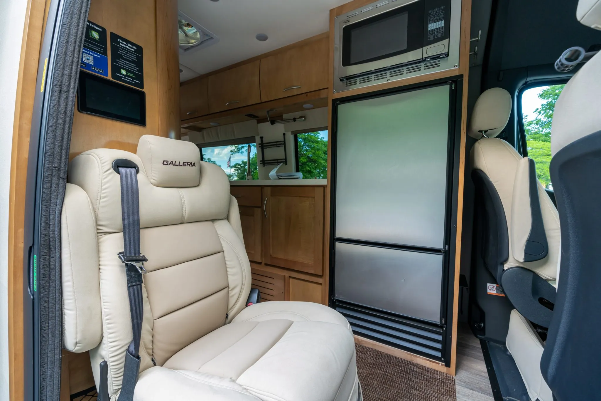 2021 Coachmen Galleria 24T - Image 58