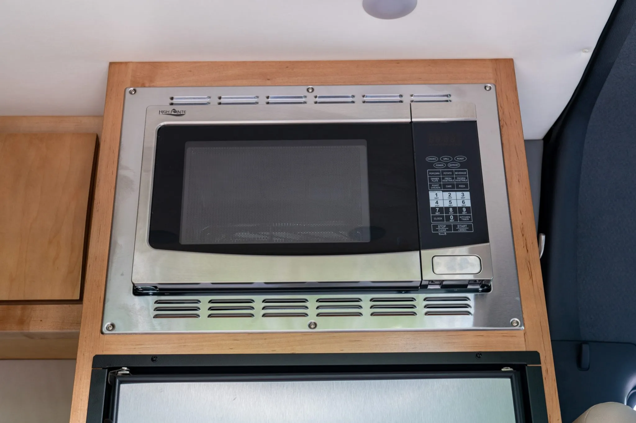 2021 Coachmen Galleria 24T - Image 59