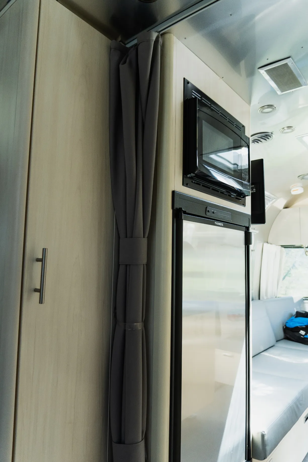 2021 Airstream Flying Cloud 23CB - Image 60