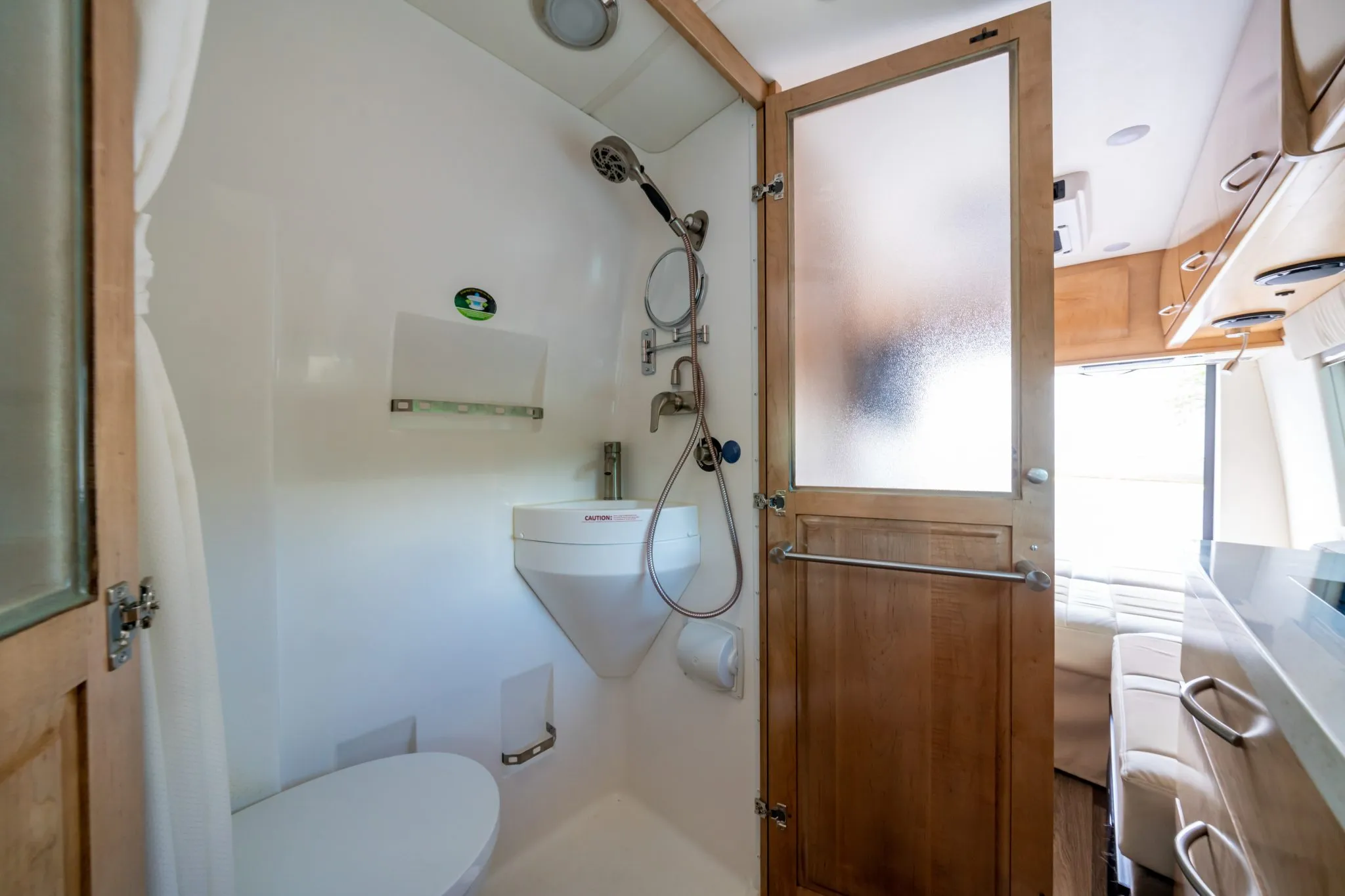 2021 Coachmen Galleria 24T - Image 63