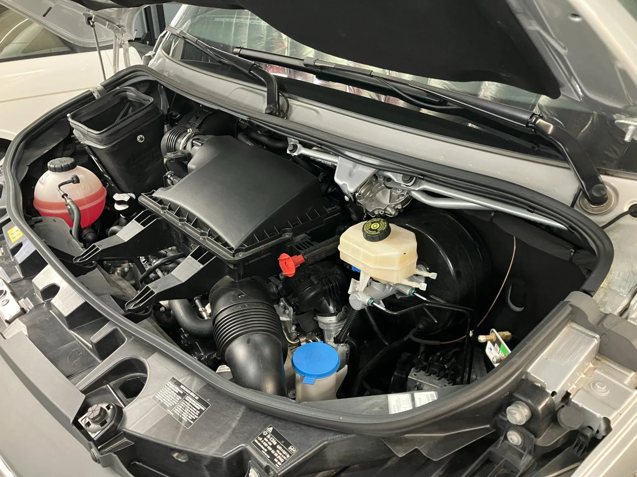 2021 Airstream Interstate 24GT Tommy Bahama Relax Edition - Image 59