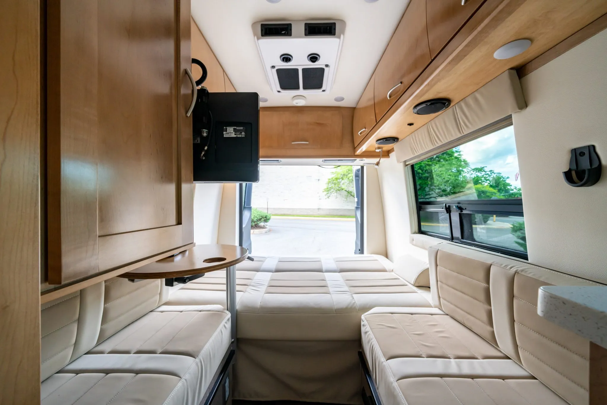 2021 Coachmen Galleria 24T - Image 65