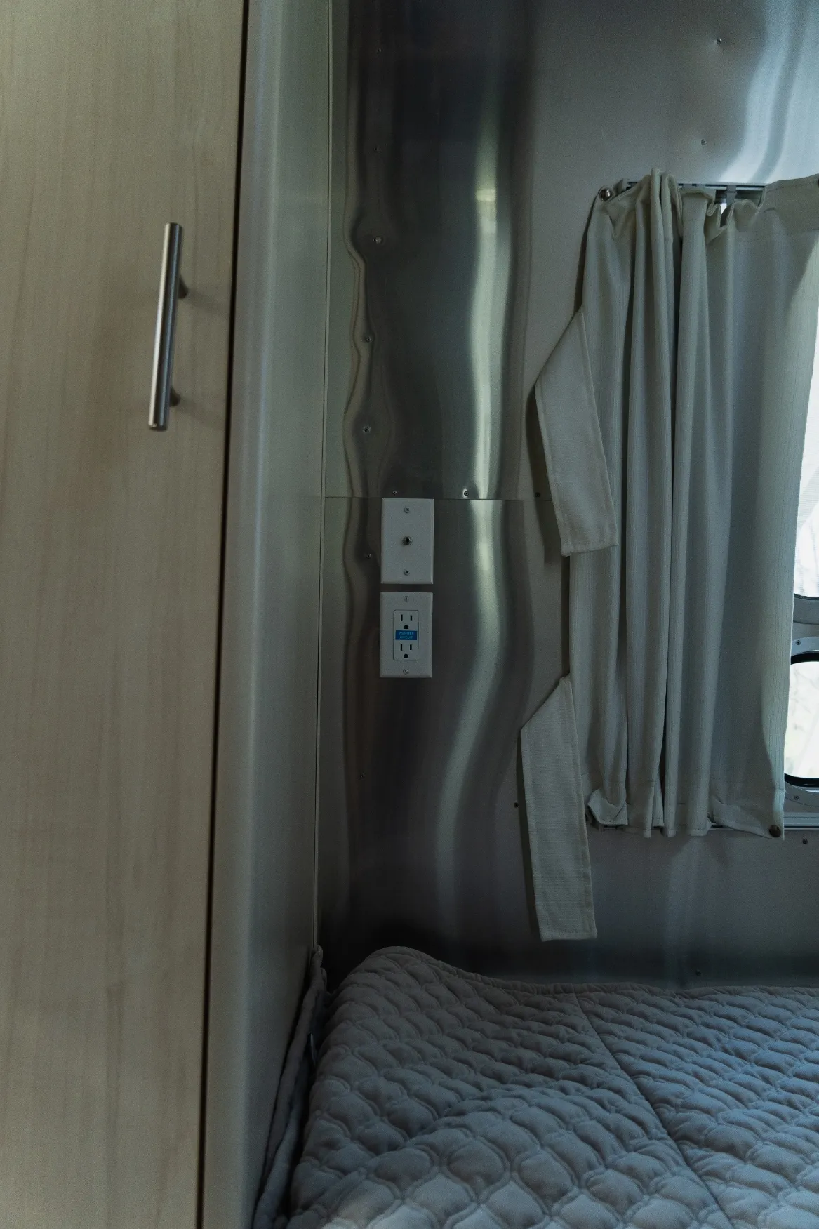 2021 Airstream Flying Cloud 23CB - Image 65