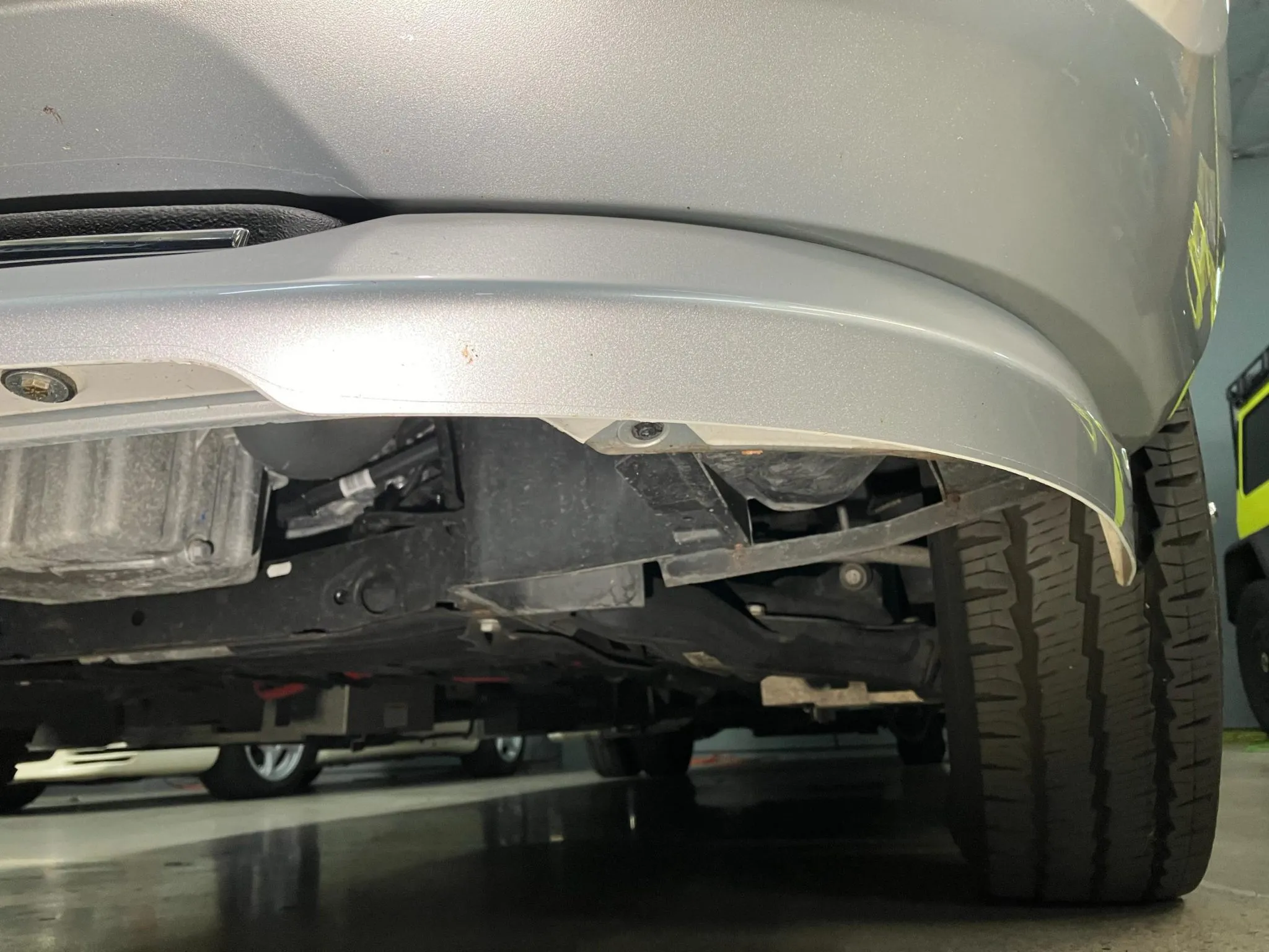 2021 Airstream Interstate 24GT Tommy Bahama Relax Edition - Image 2