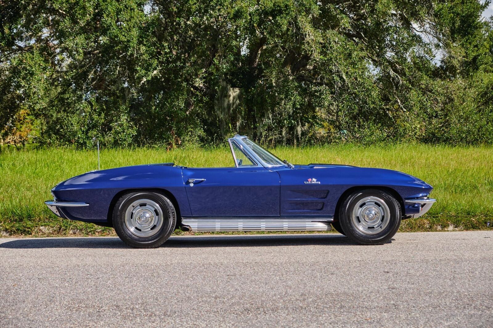 1963 Chevrolet Corvette 427 Roadster - Image 41