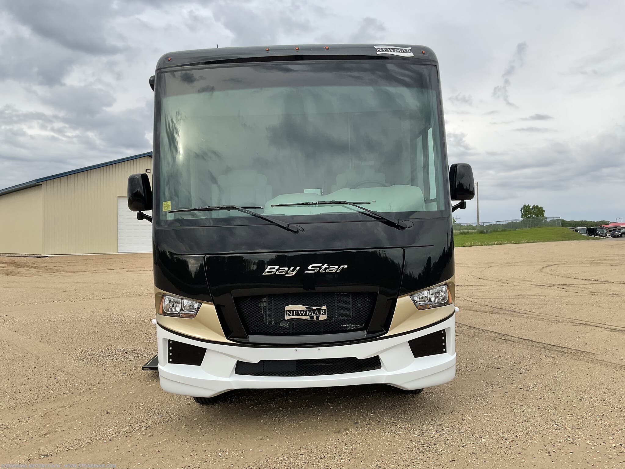 2022 Newmar Bay Star 3014 - Image 10